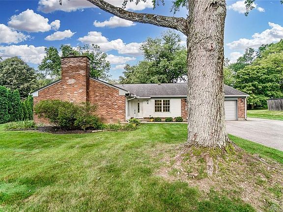 2nd image of 6011 Brookburn Ct