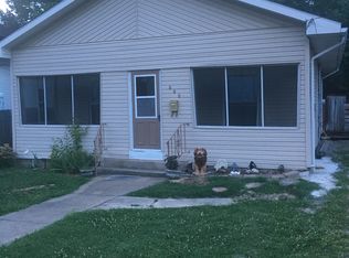 302 Elles Ave, Carterville, IL 62918