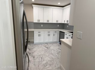 22 C Robin Street, Manchester, NJ 08759