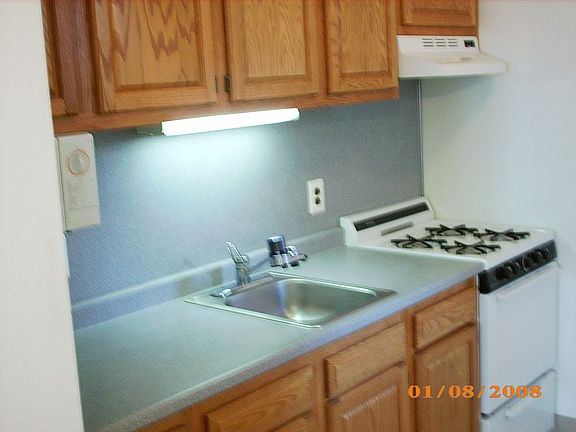 Beautiful Kitchen with all applicances!