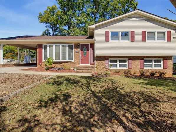 3816 Repon St, Greensboro, NC 27407