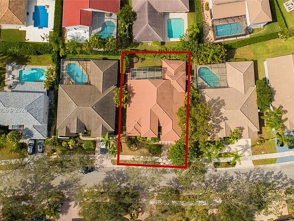3rd image of 2621 Oakbrook Ln