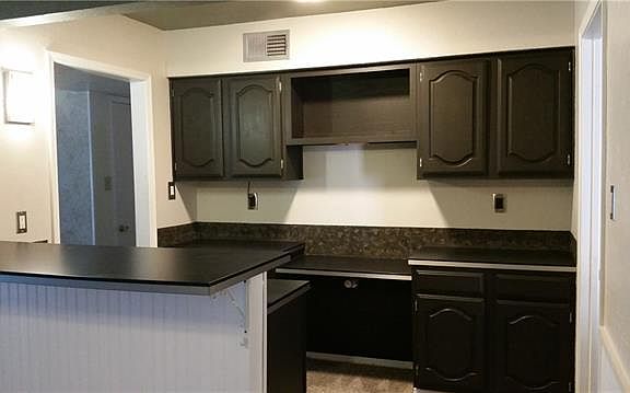 4th image of 6808 Fryer St