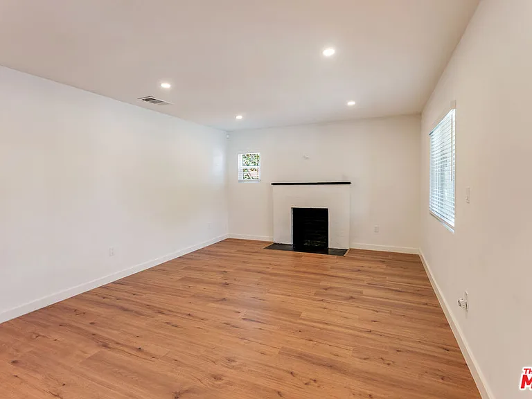 1405 N Coronado St — Photo 5