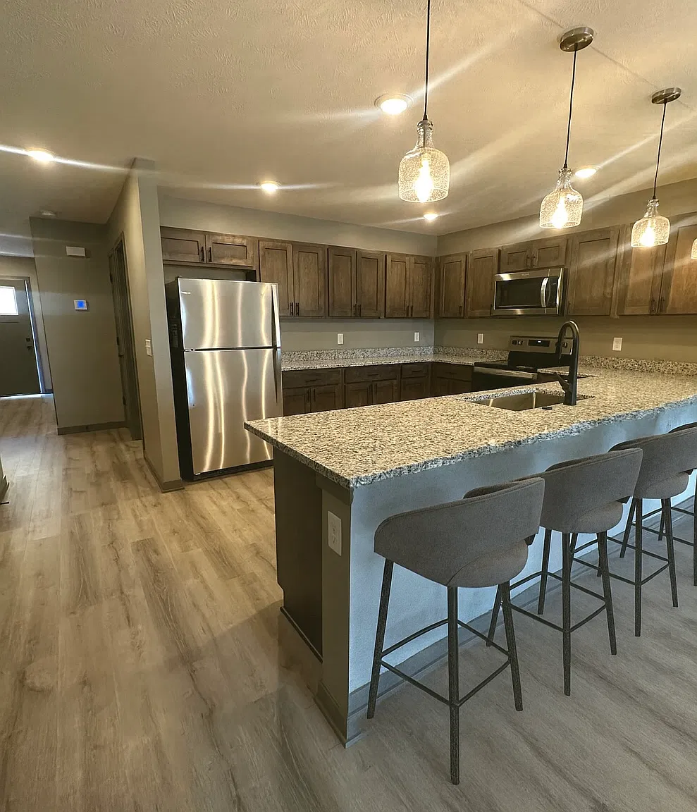 4 bed, 2200 sqft, $2,650 — Photo 1