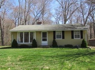 5 Linda Ave, Waterford, CT 06385