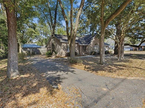 5th image of 502 3rd St