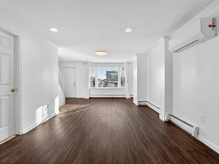 104 McAdoo Ave — Photo 16