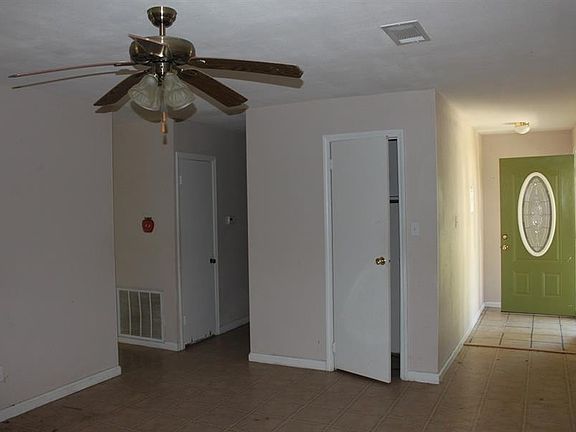 3rd image of 1310 Catherine St