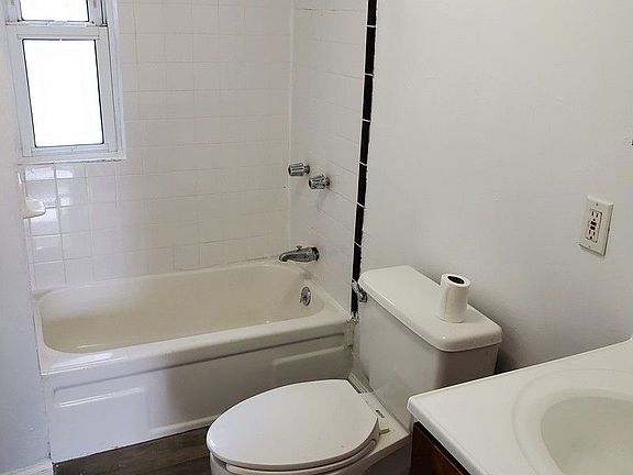4th image of 73 Kingsland Ave APT 2