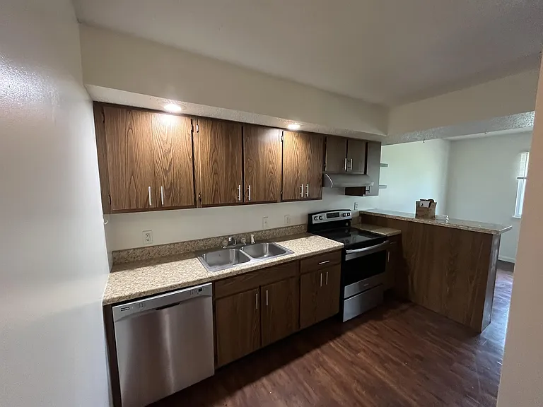922 Kara Dr #1 — Photo 16
