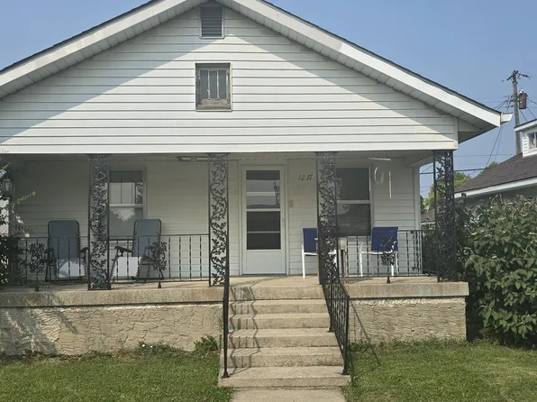 1237 Elm St, Shelbyville, IN 46176