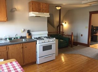 10 Symonds St #3, Salem, MA 01970