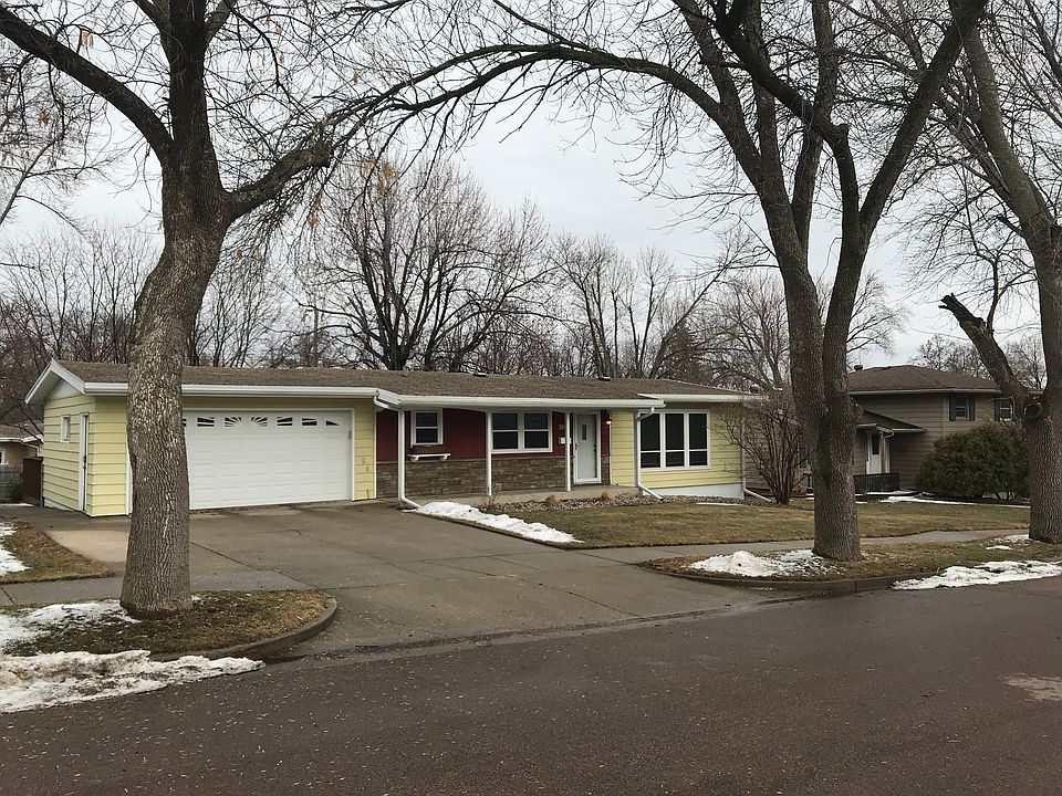 Kid-friendly, quiet street