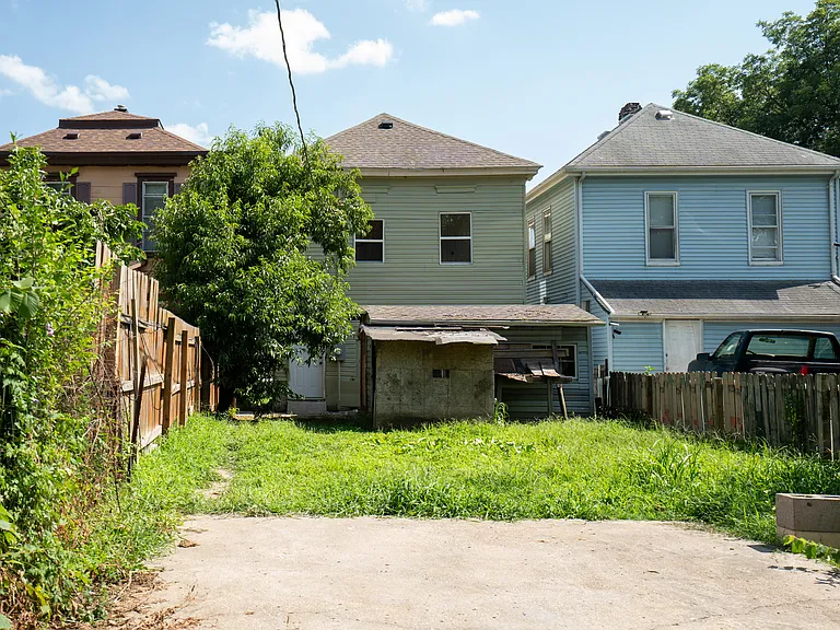 634 Northrup Ave — Photo 11