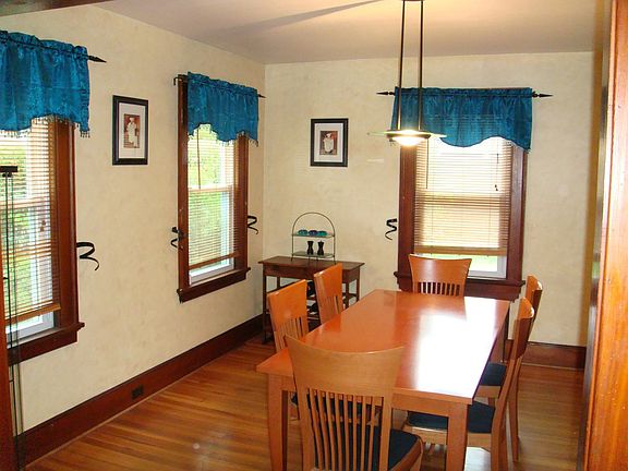 2nd image of 25 Hazel Ave
