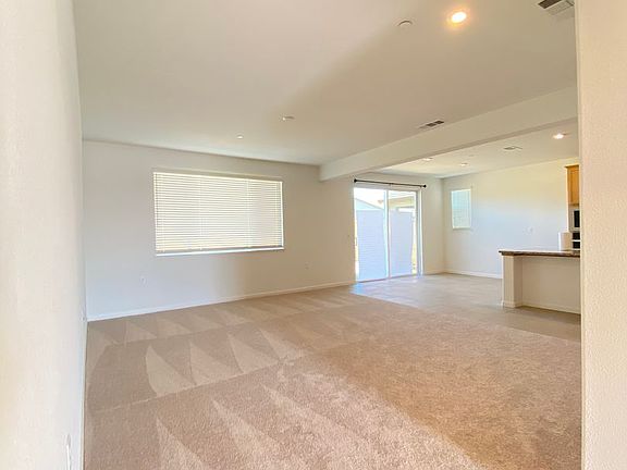3rd image of 9870 Black Swan Dr