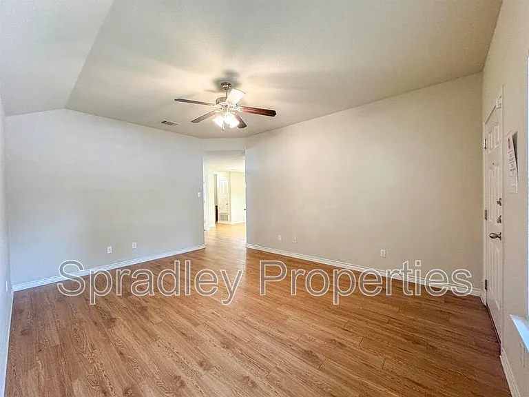 204A Andy Ln — Photo 2