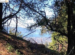 6630 Snake Rd, Oakland, CA 94611