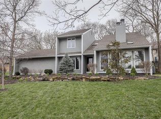 7012 Clairborne Ct, Shawnee, KS 66217