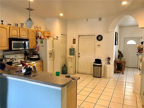 5th image of 3110 W Crest Ave