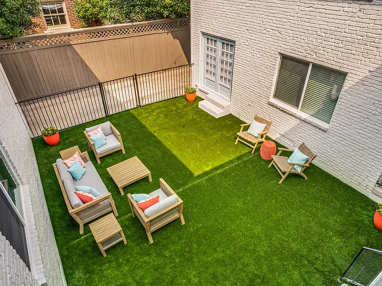 5444 Gaston Ave #102 — Photo 9