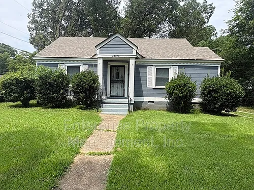801 Bowen Cir Photo 1