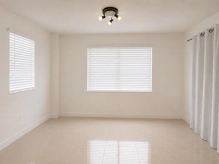 5040 SW 117th Way — Photo 18