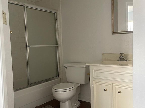 3rd image of 5515 Strack Rd APT 115
