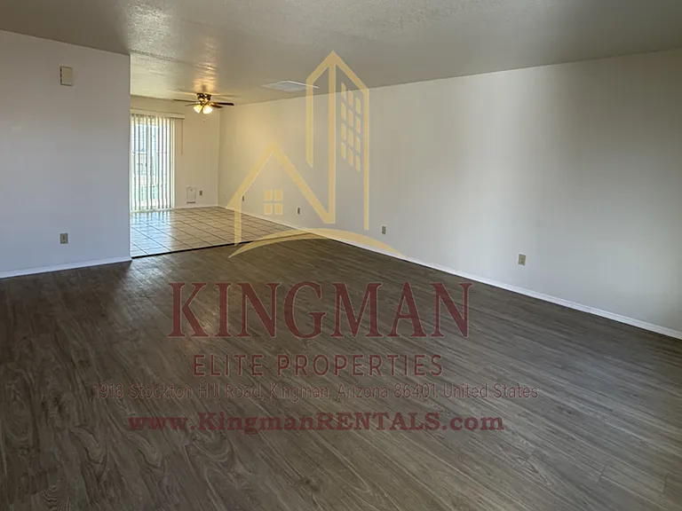 2985 E McVicar Ave — Photo 3