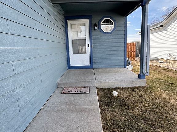 2nd image of 2027 Birch Ave