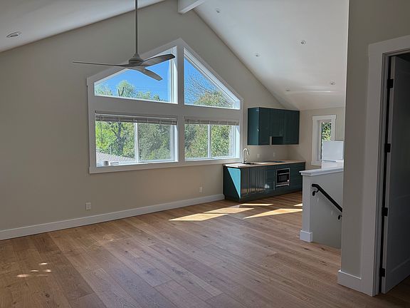 3rd image of 331 Boyd Rd #B