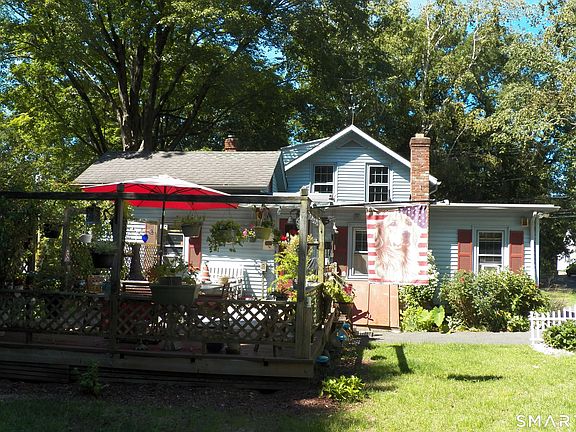 3rd image of 559 North Elm Street