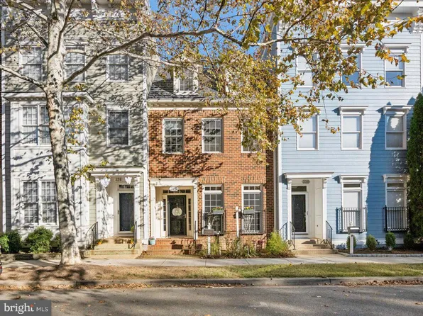 328 Inspiration Ln, Gaithersburg, MD 20878