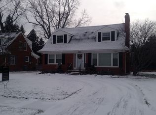 18509 Dolores Ave, Lathrup Village, MI 48076