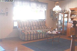 2nd image of 2587 Windsor Ct