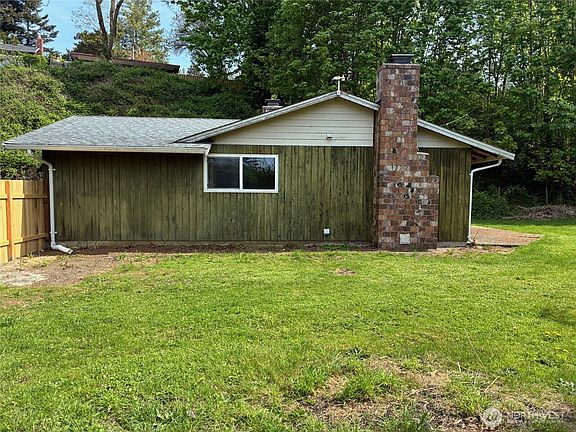 2nd image of 3440 Emma Road