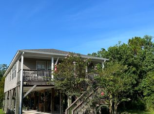 222 Chartres Dr, Bay Saint Louis, MS 39520