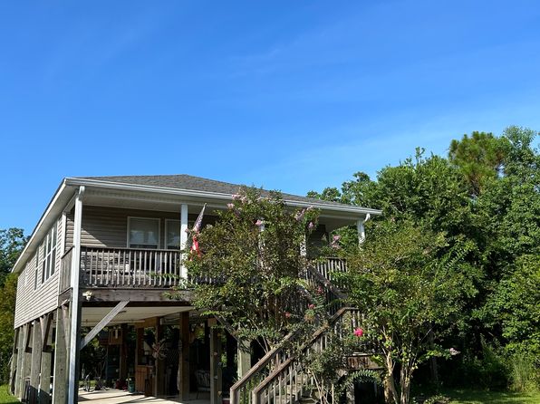 222 Chartres Dr