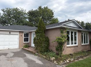11 Cartwright Dr, Barrie, ON L4M 5P9