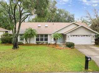3206 Thackery Way, Plant City, FL 33566