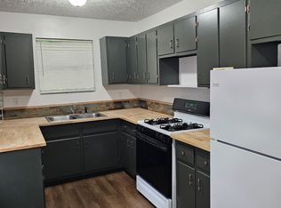 165 Midway Dr #C, Oliver Springs, TN 37840