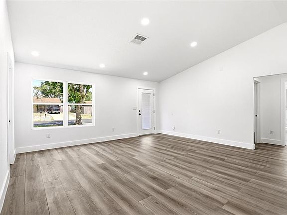 5th image of 5424 Flint Rd