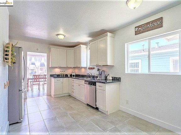 4th image of 7206 Halliday Ave