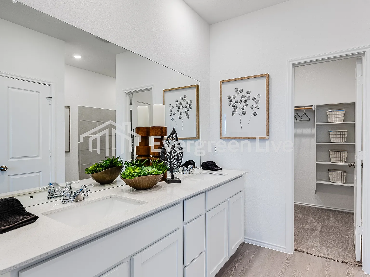 4 bed, 3.0 bath, 2142 sqft, $2,275 — Photo 3
