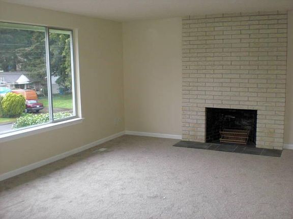 Living with fireplaces