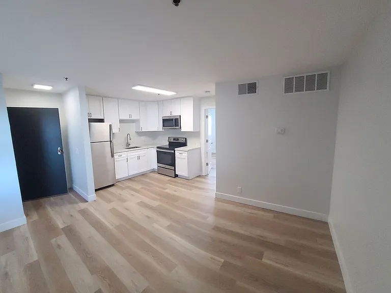 Georgia Regency Senior Apartments — Photo 68
