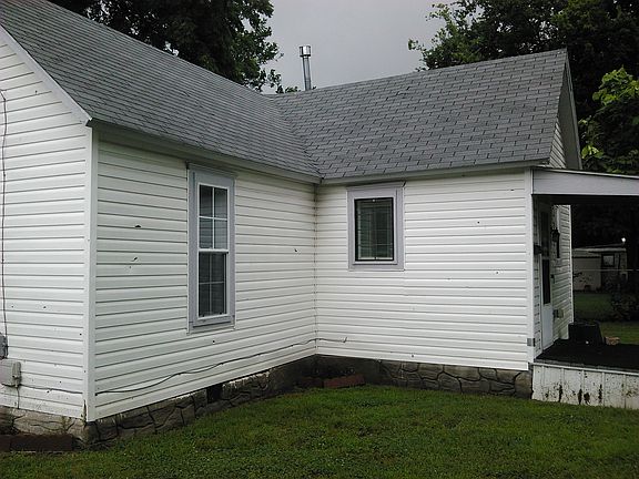 S side view