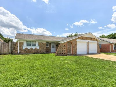 912 Meadowgreen Dr, Midwest City, OK, 73110