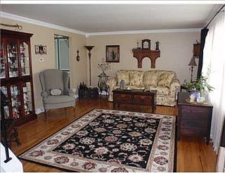 3rd image of 5935 Dashwood Dr